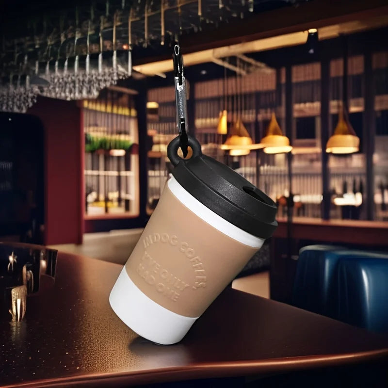 Dispensador portátil de bolsas para excrementos de perro: soporte tipo taza para pasear perros.